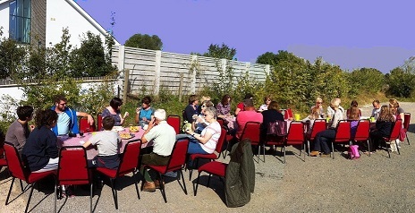 Al fresco picnic